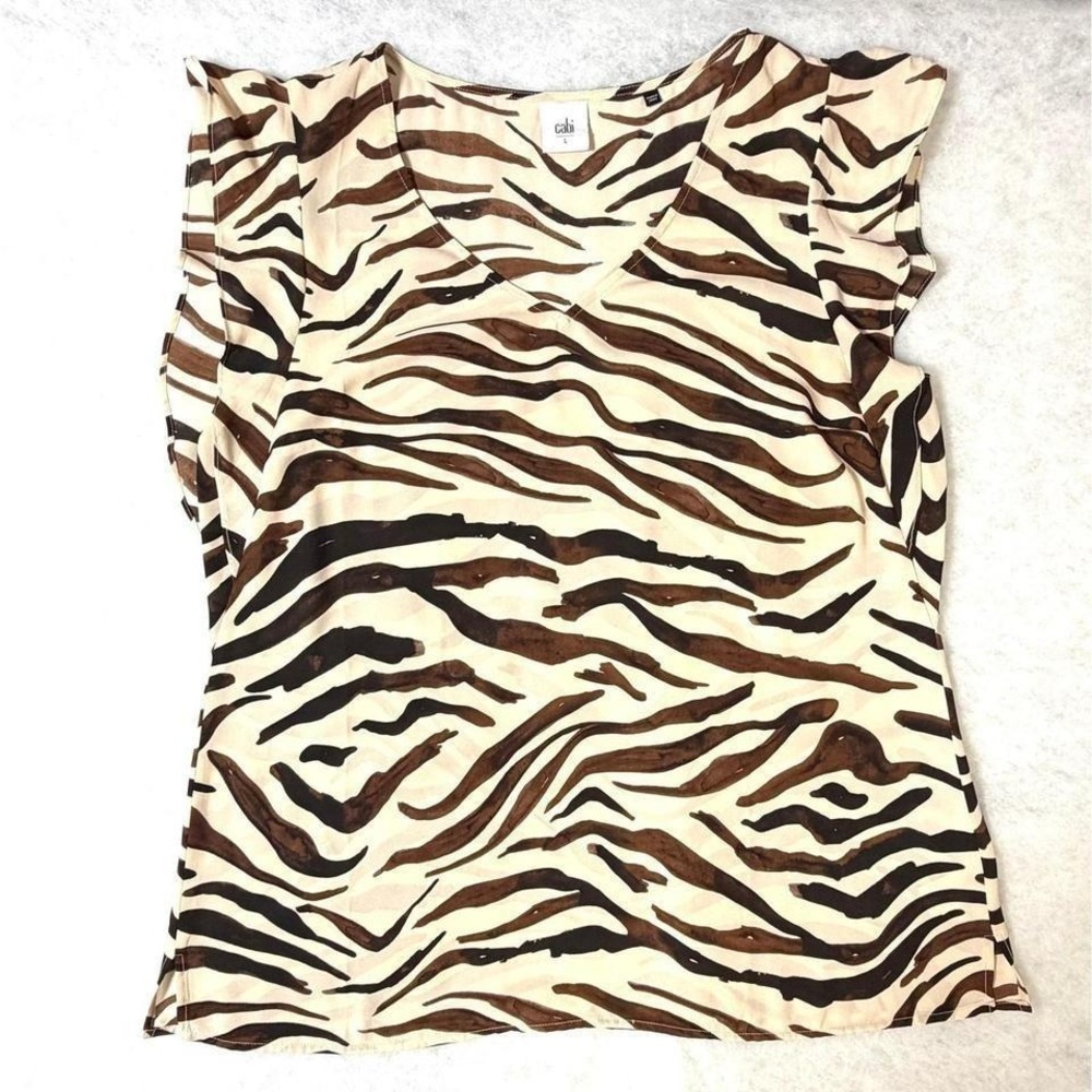 Cabi Zebra Blouse - Style #3771 - Large V-Neck Ruffle Cap Sleeve Tan Brown